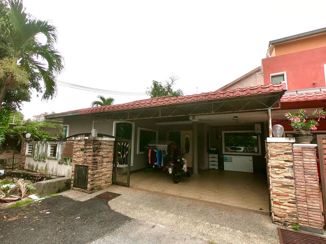 Nice Reno Corner Lot Facing Open Bandar Kinrara - photo 9