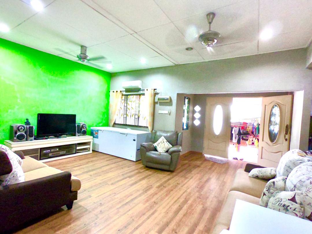 Nice Reno Corner Lot Facing Open Bandar Kinrara - photo 11