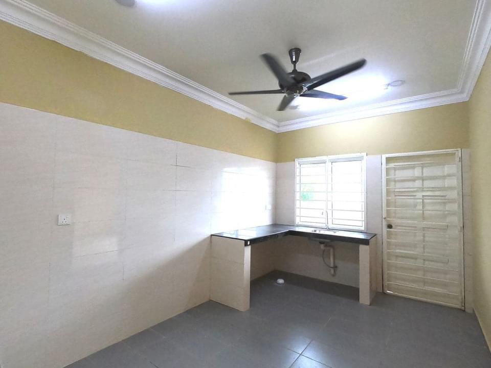 Single Storey Taman Desa Putra Kajang - photo 8