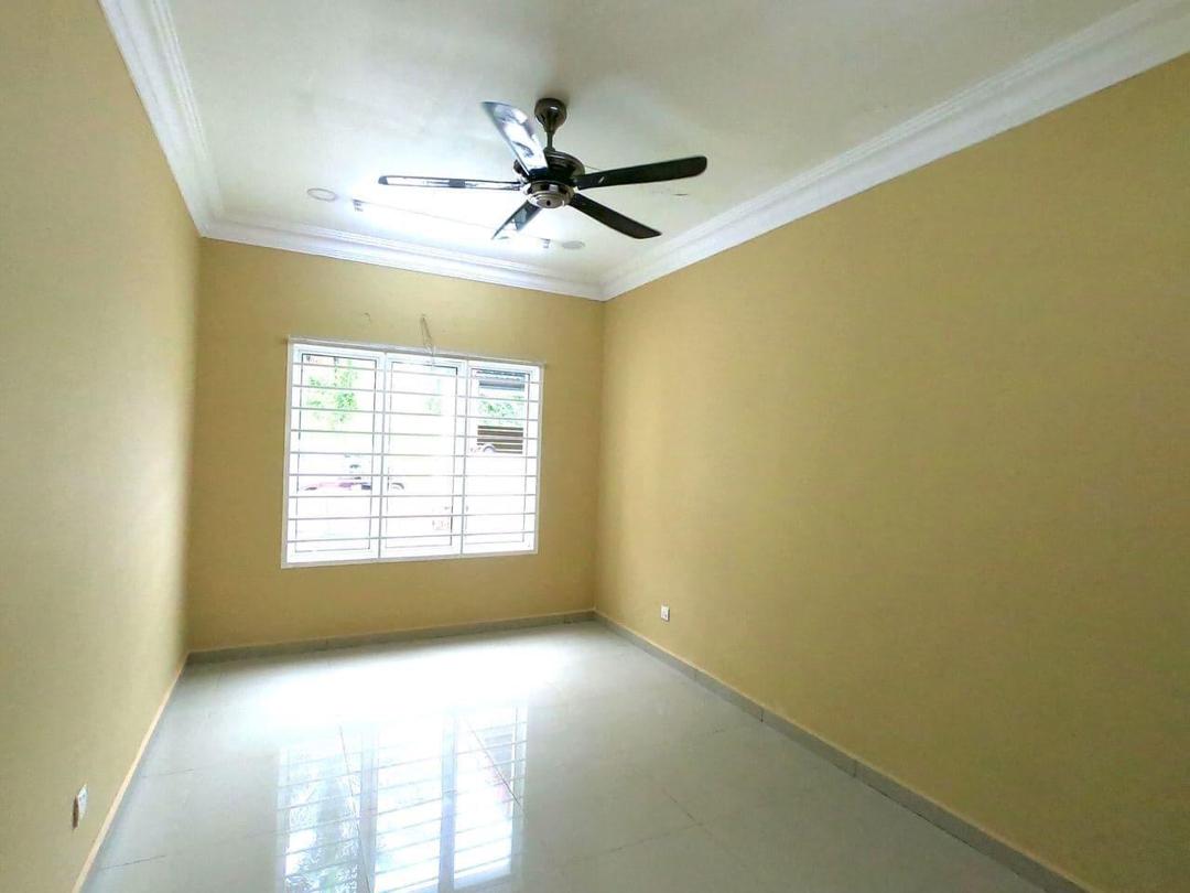 Single Storey Taman Desa Putra Kajang - photo 9