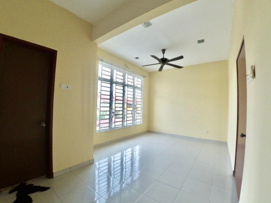 Nice Reno Oakberry Taman Pelangi Semenyih 2 - photo 12