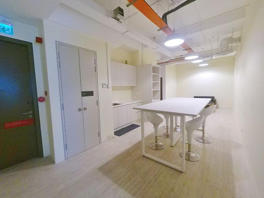 Boutique Office 3A Pillar KL Eco City - photo 6