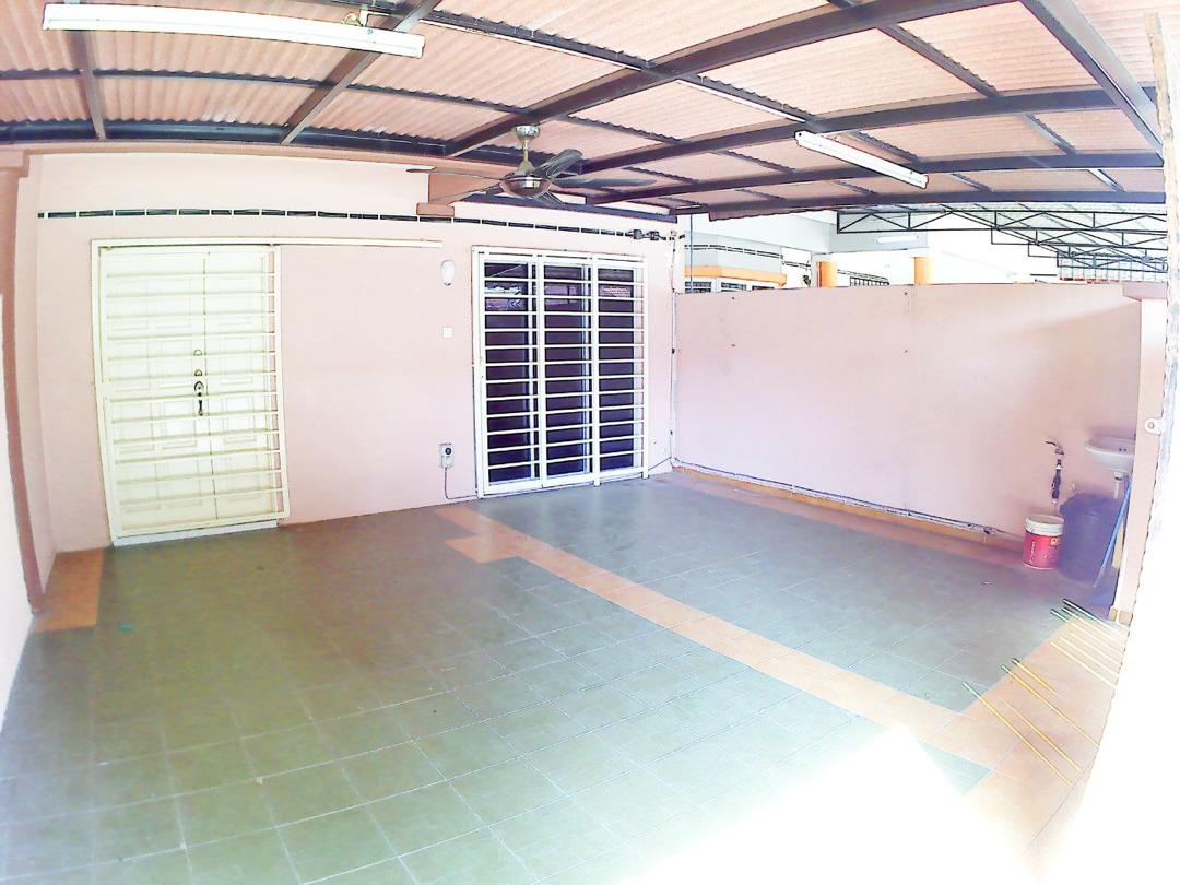 Nice Double Storey Seksyen 8 Bandar Baru Bangi - photo 2