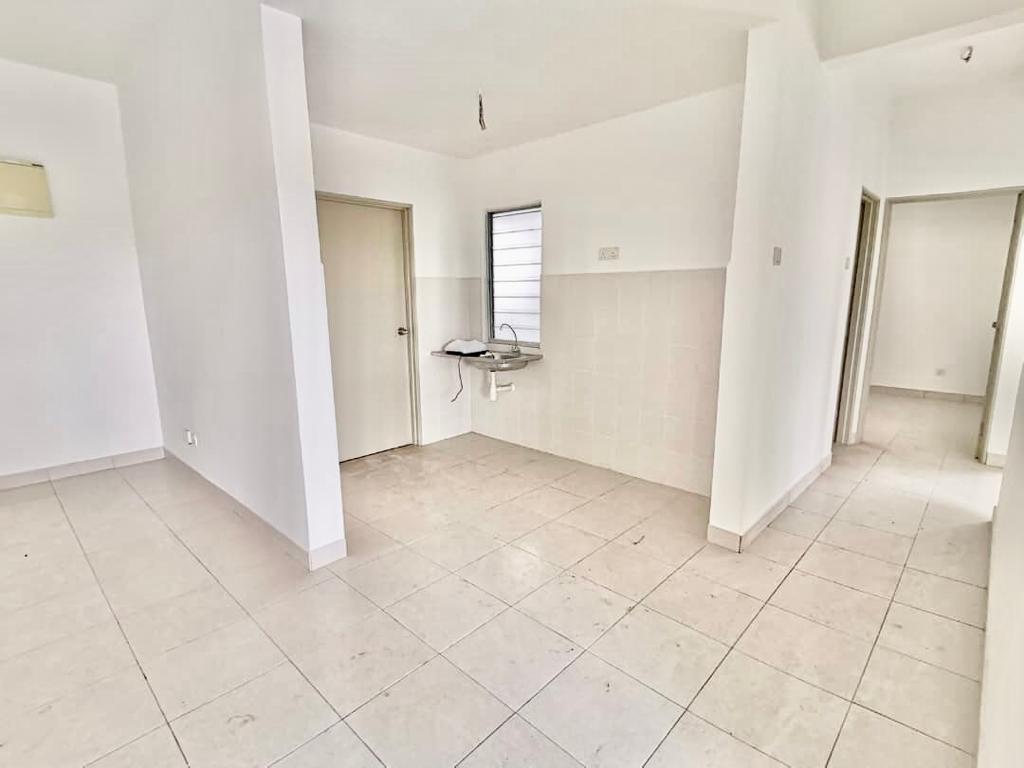 Huge Unit D Camelia Court Nilai Impian Nilai - photo 5