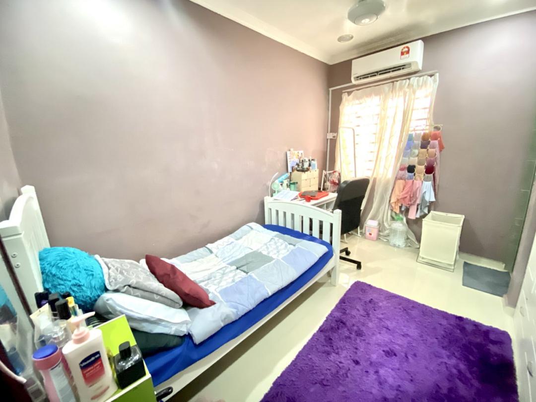 Nice Reno Taman Kinrara 4 Seksyen 4 Puchong - photo 7