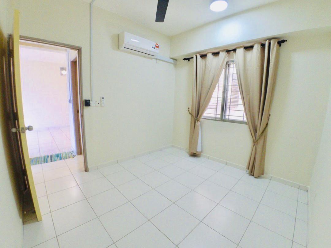 Near LRT Axis Residence Pandan Indah Ampang - photo 5