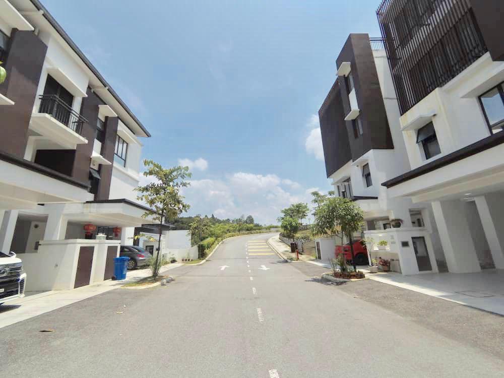 Double Storey Townhouse 50 Resindesi Cahaya SPK - photo 5