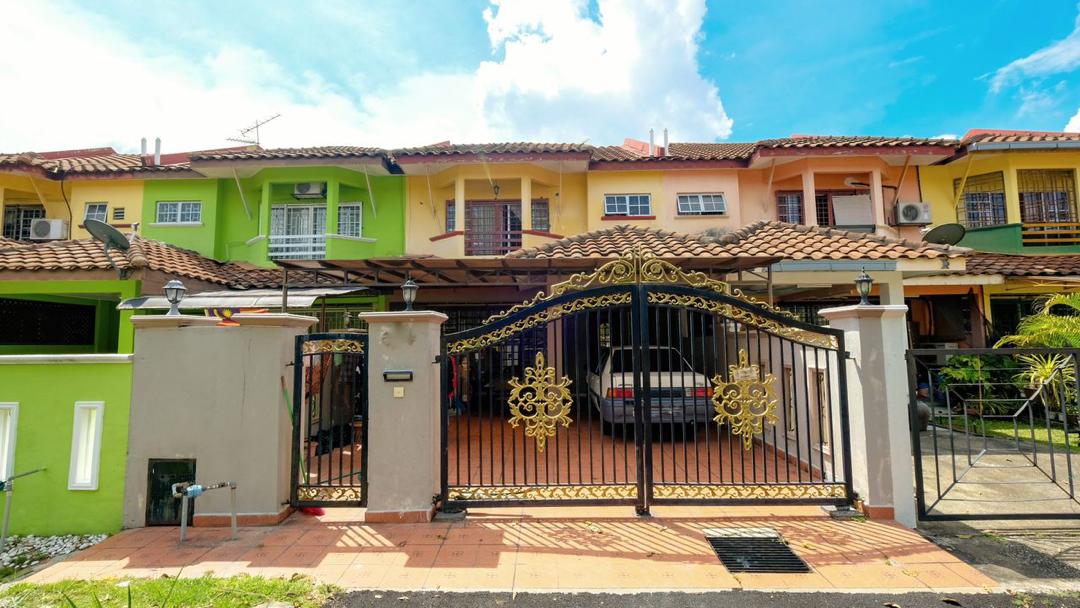 Near Playground Taman Saujana Puchong SP 10 Puchon - photo 2