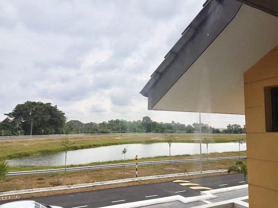 Facing Lake Bandar Mahkota Banting - photo 3