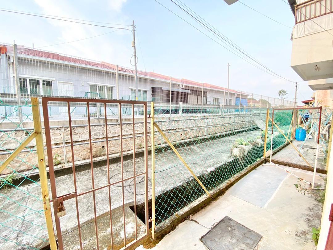 Townhouse Taman Seri Alam Saujana Utama Sungai Bul - photo 2