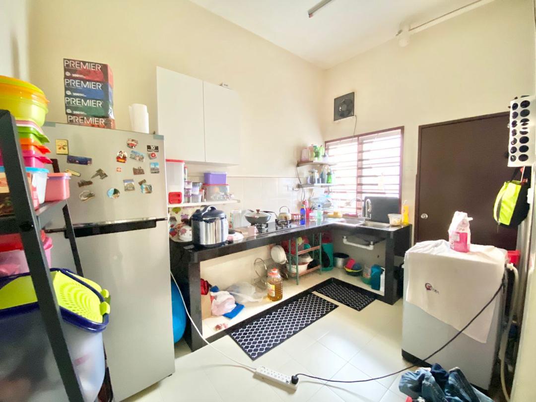 Townhouse Taman Seri Alam Saujana Utama Sungai Bul - photo 8