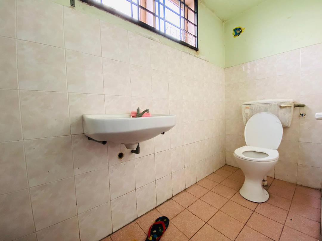 FACING OPEN Double Storey Taman Kapar Ria Klang - photo 9