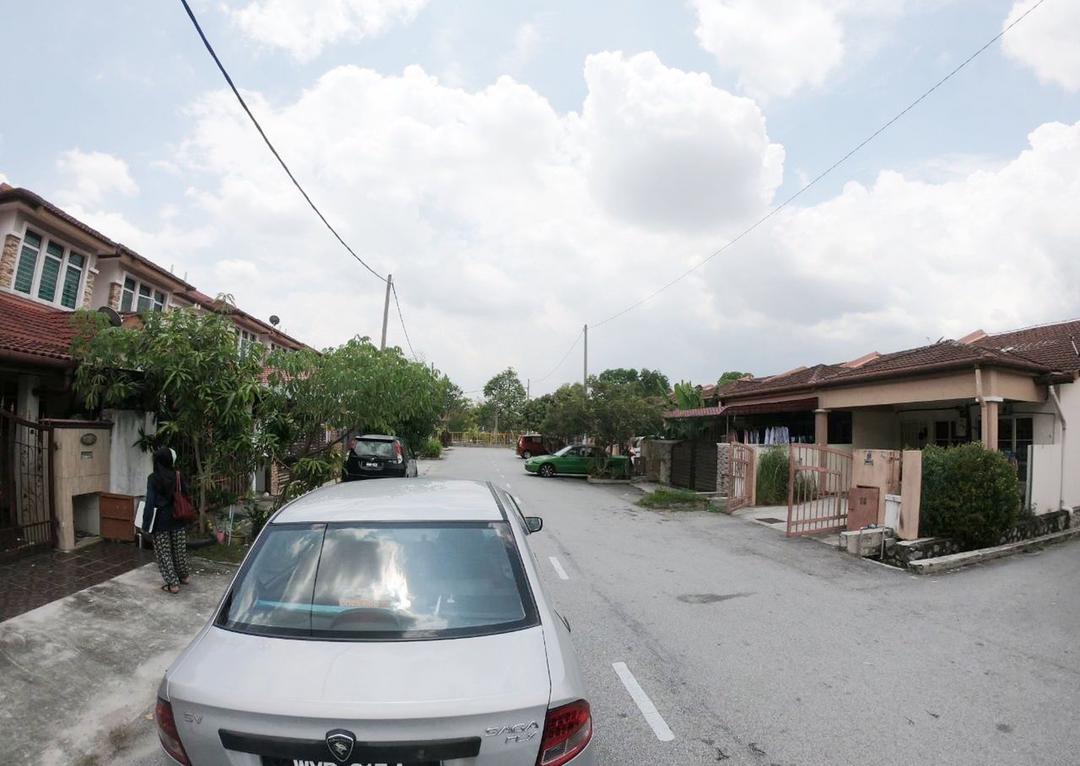 NICE RENO ENDLOT Taman Desa Mewah Semenyih - photo 2