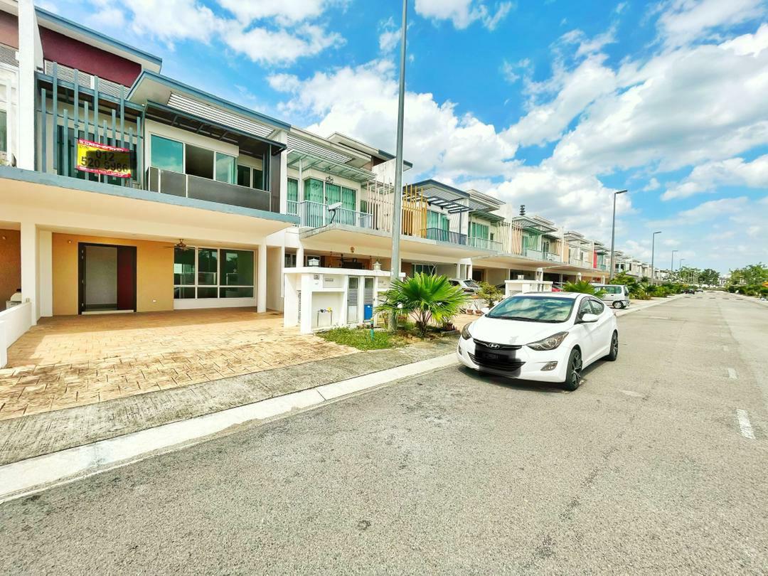 FACING OPEN PLAYGROUND Cassia Garden Residensi - photo 6