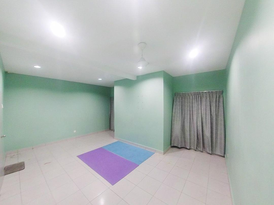 FREEHOLD 3 STOREY NEAR KTM KAJANG - photo 12