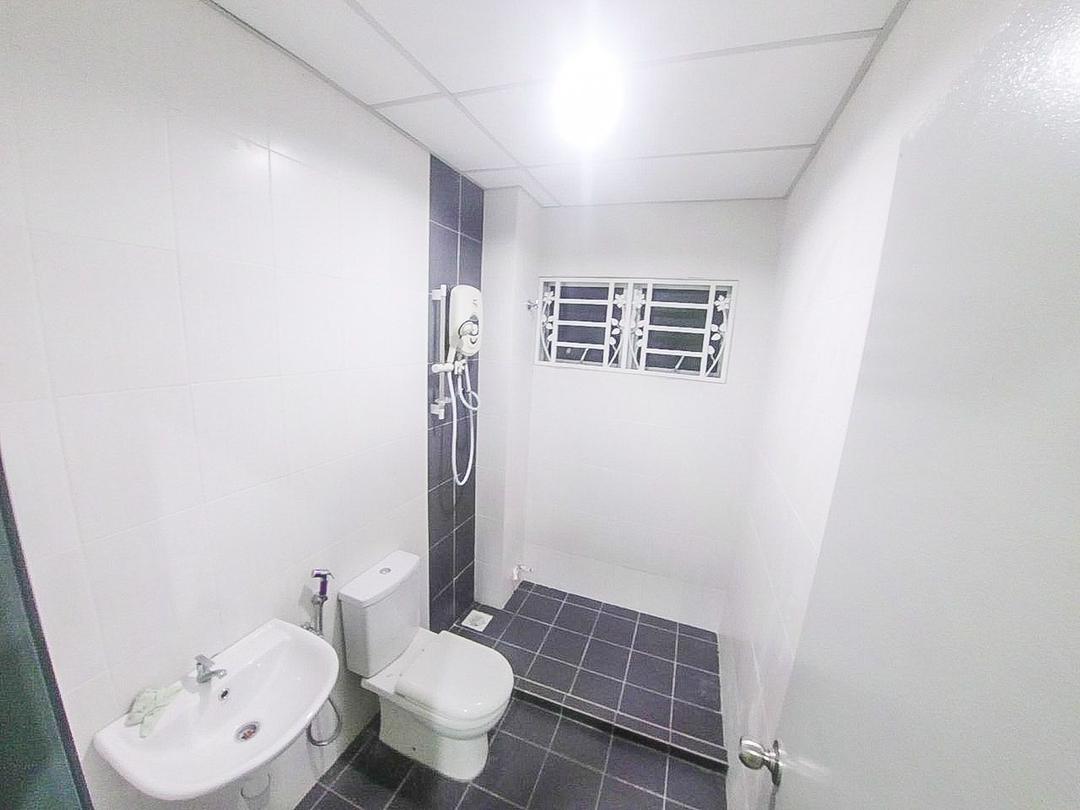 FREEHOLD 3 STOREY NEAR KTM KAJANG - photo 13