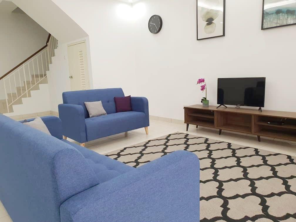 FULLY FURNISHED Double Storey Bandar Sri Coafields - photo 3