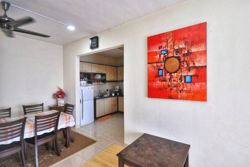 PRIMA U1 CONDOMINIUM - RENOVATED and FACING OPEN - photo 3
