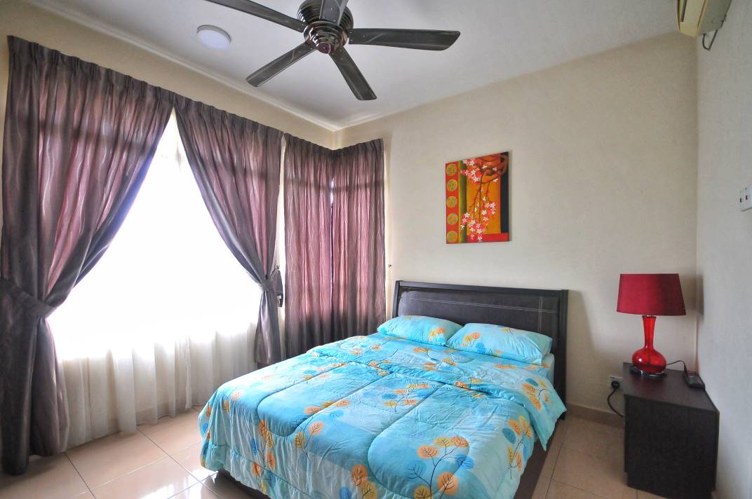 PRIMA U1 CONDOMINIUM - RENOVATED and FACING OPEN - photo 4