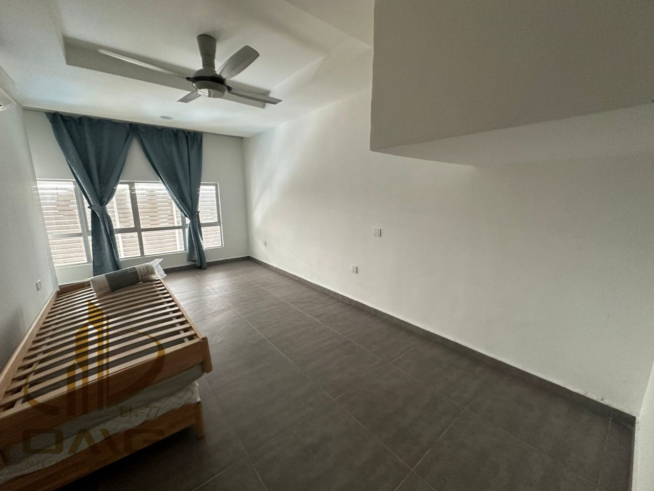 3 Storey Adjoining Shop Lot Port Klang - photo 2