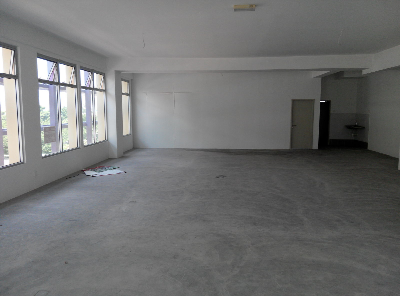 Setia Avenue Shop Office 2720sf corner n lift - photo 3