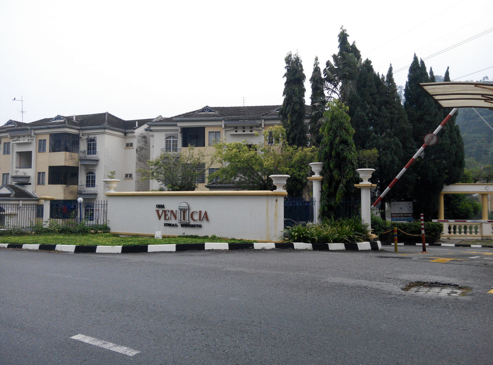 Casa Valencia Condo, Bukit Idaman, Selayang