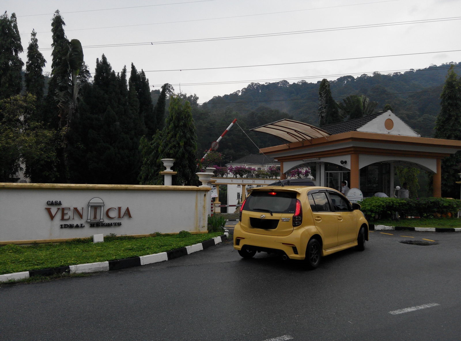 Casa Valencia Condo, Bukit Idaman, Selayang - photo 9