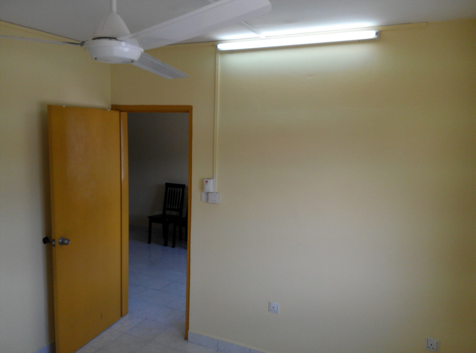 Flora Damansara partly furnished - photo 9