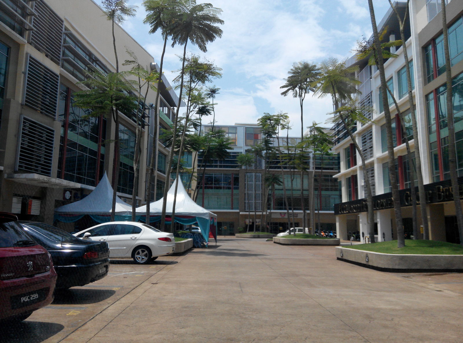 Setia Avenue Podium Shop 34x80 many parking space