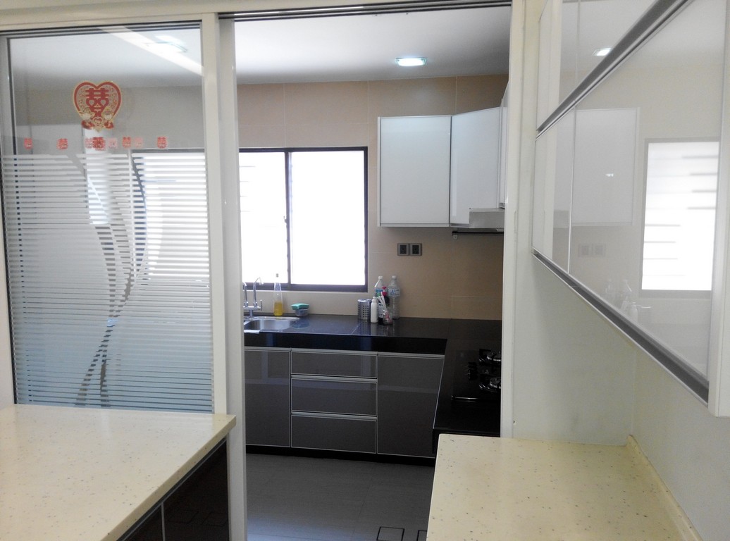 Tmn Bidara 1sty corner link house renovated - photo 3