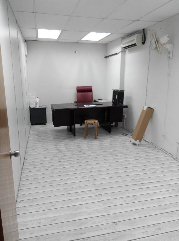 Plaza Sinar shop office for sale - photo 2