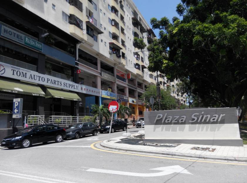Plaza Sinar shop office for sale - photo 8