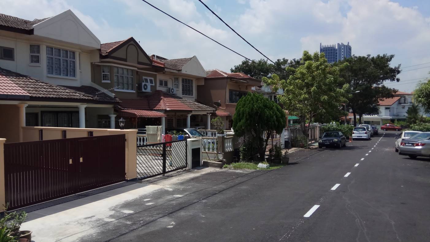 Puchong Jaya double storey house renovate 20x75 - photo 3