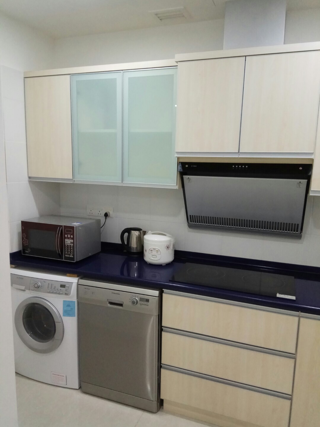 Binjai 8 Premium SOHO 1 bedroom Condo - photo 2