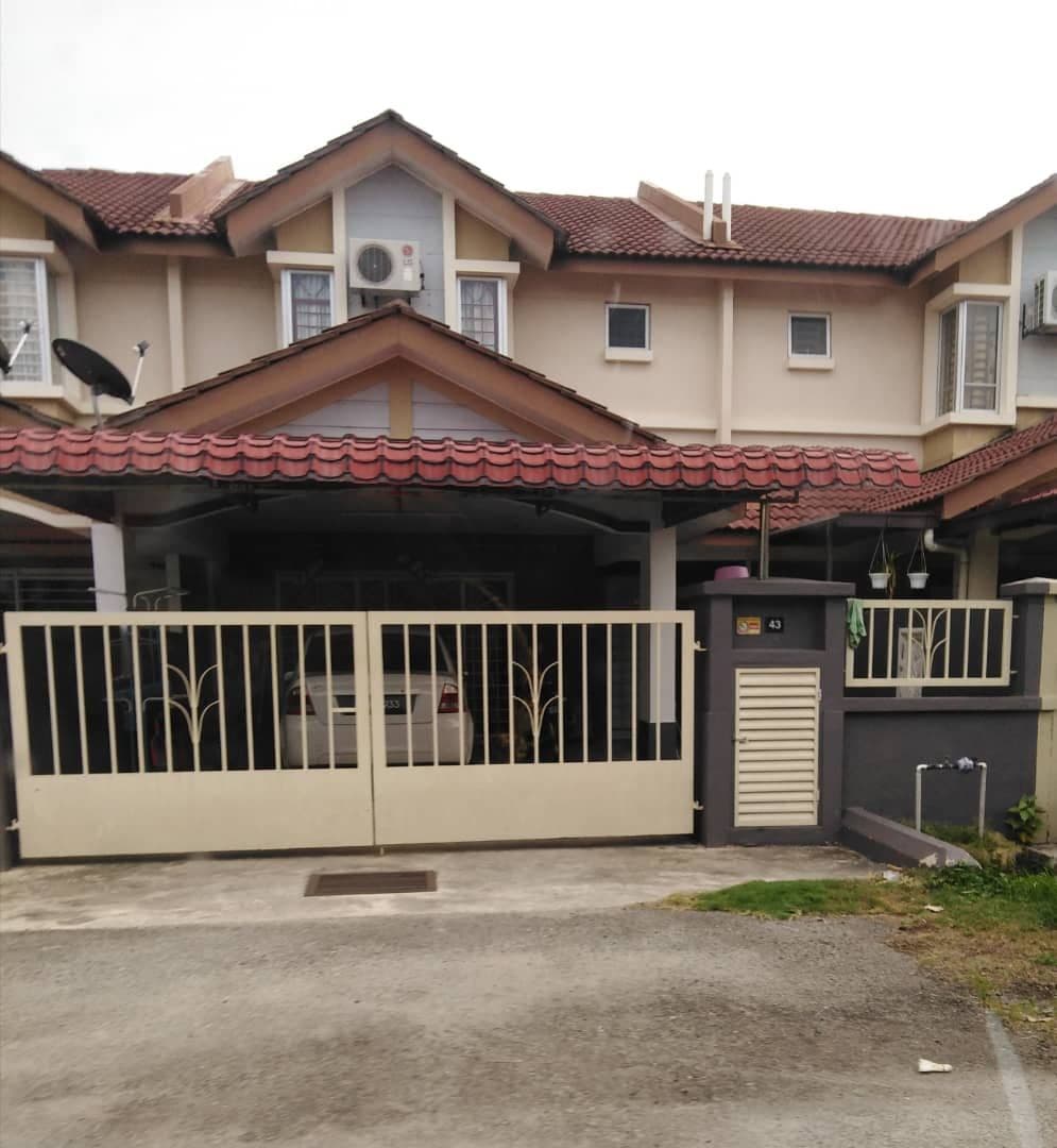 Double Storey, Jalan Alam Suria, Puncak Alam