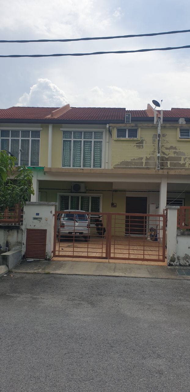 Double Storey Oakberry Taman Pelangi Semenyih 2