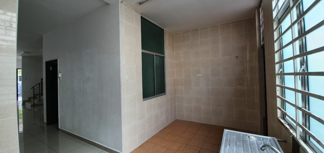 Double Storey Bangi Avenue Seksyen 6 - photo 3