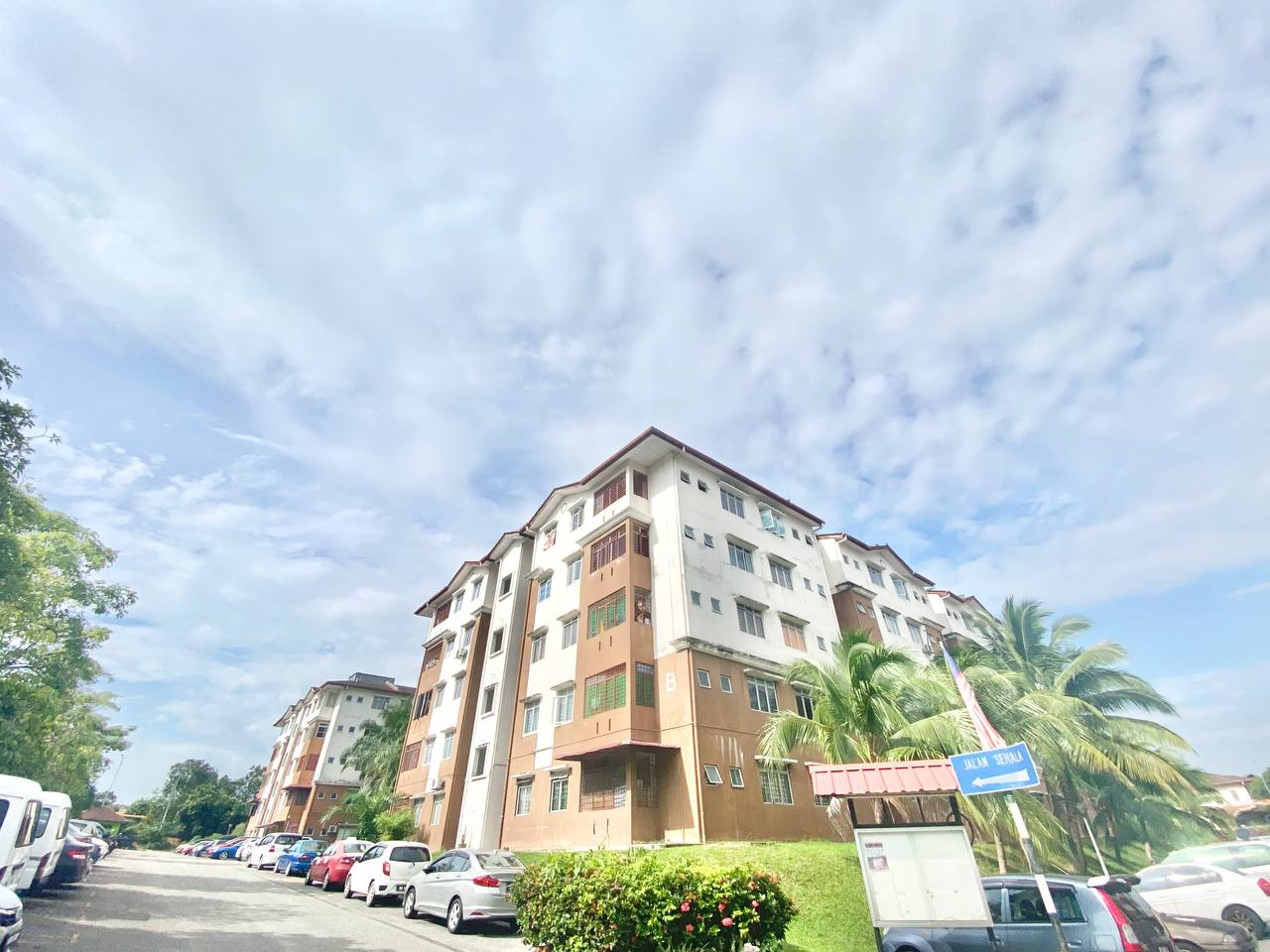 Apartment Seri Mawar Bandar Seri Putra Bangi