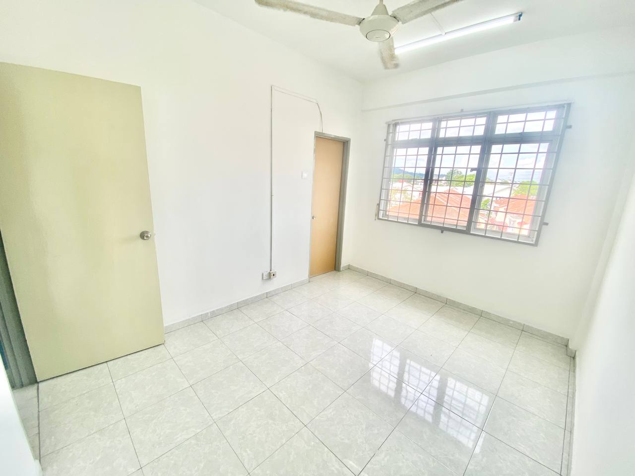 Apartment Seri Mawar Bandar Seri Putra Bangi - photo 3