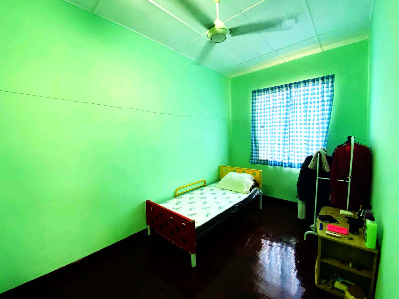 End Lot Double Storey Terrace Bandar Seri Putra - photo 3