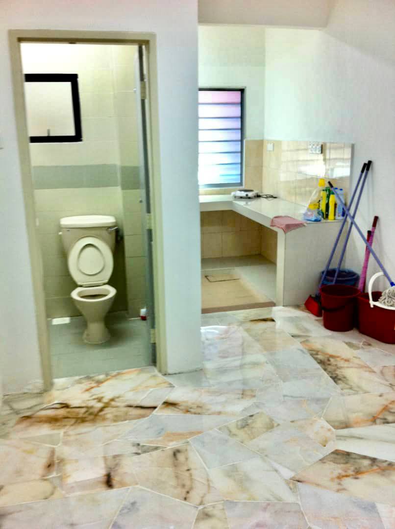 Freehold Double Storey Bandar Sungai Long - photo 3