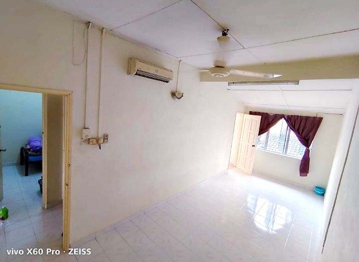 DOUBLE STOREY TERRACE HOUSE UNIT TAMAN JASMIN KAJA - photo 2
