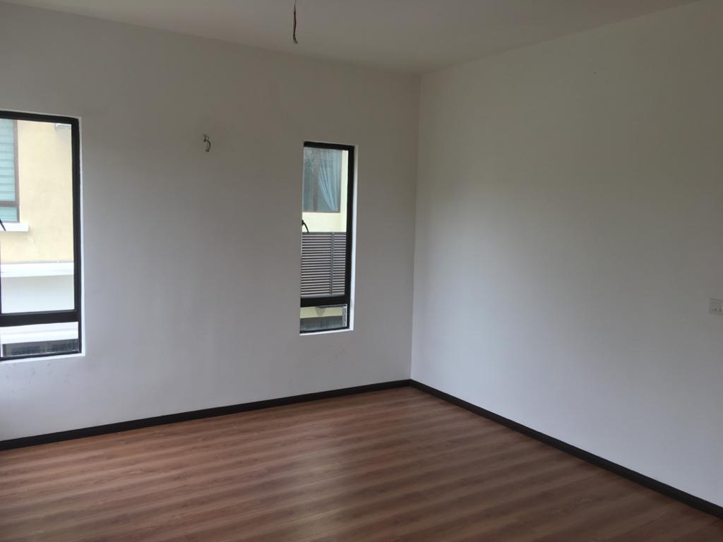 3 Storey Semi Detached Taman Tropika 2 Kajang - photo 4