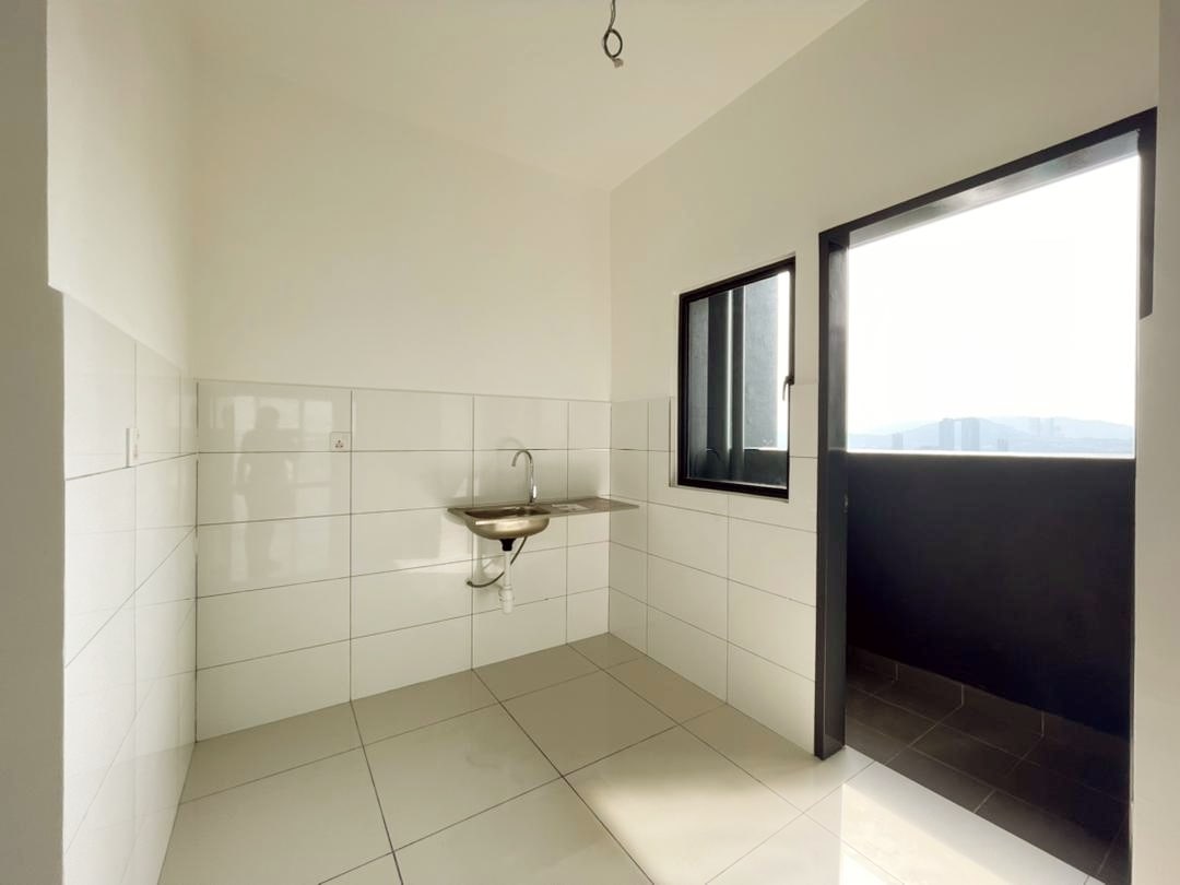 Corner Unit The Holmes 2 Bandar Tun Razak Cheras - photo 3