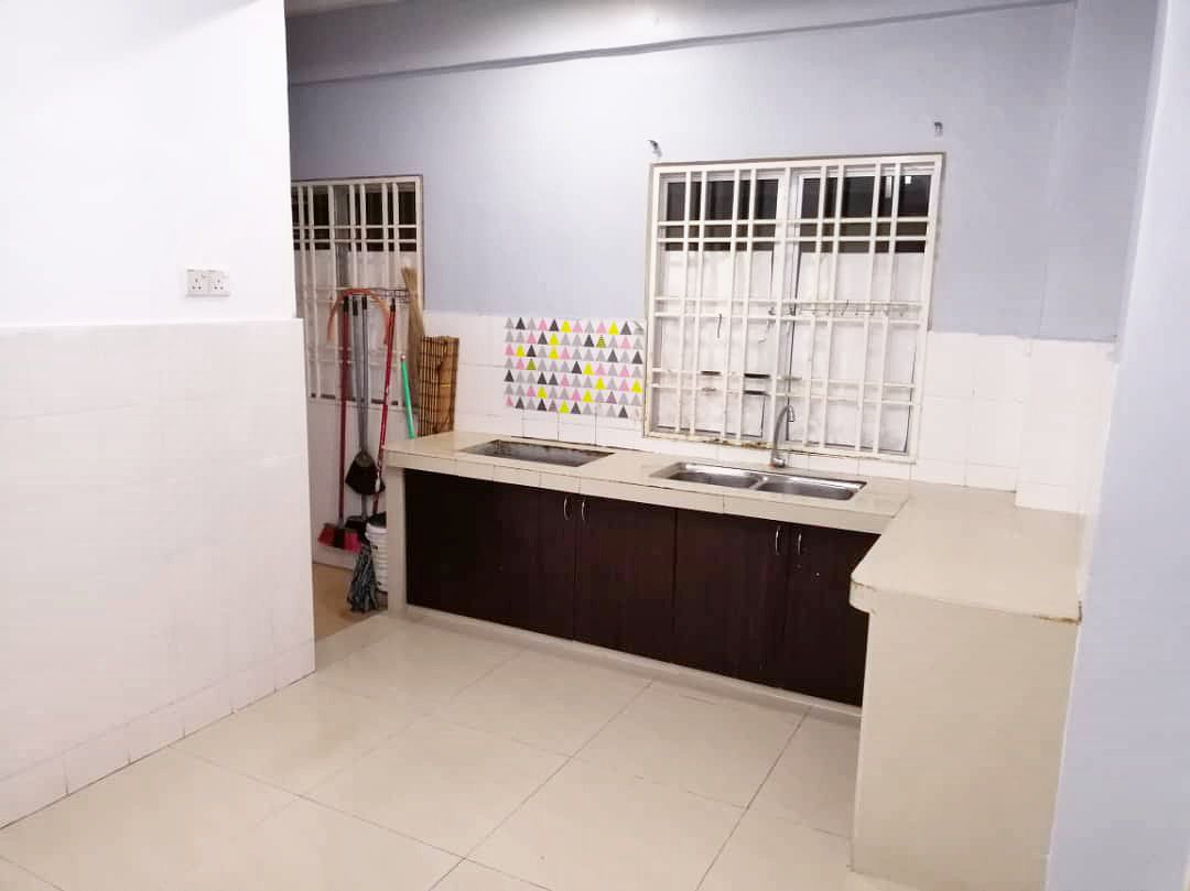 Apartment Taman Cheras Intan Batu 9 Cheras - photo 3