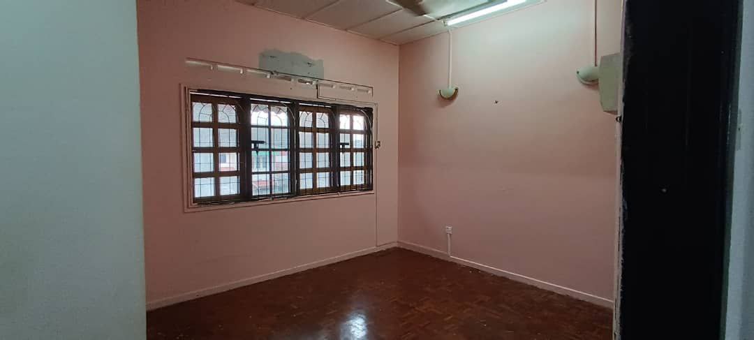DOUBLE STOREY TERRACE Taman Halaman Ampang - photo 7
