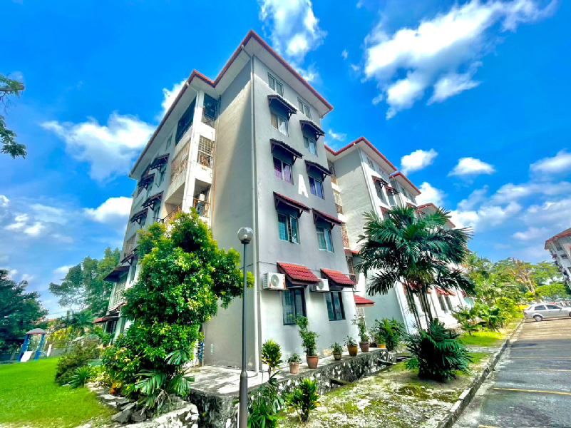Apartment Subang Permai
