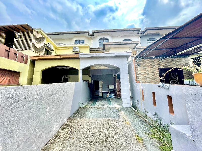 3 Storey Townhouse U5 Shah Alam
