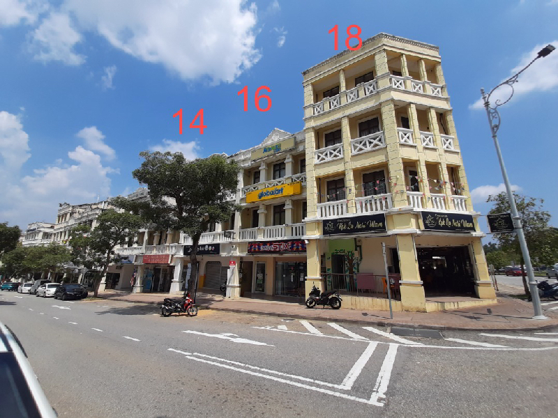 End lot 4 storey shop lot @ Presint 15