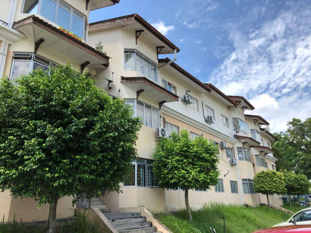 Apartment Vista Seri Putra Kajang